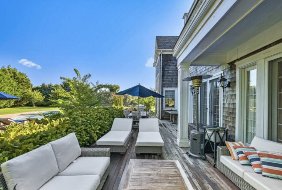 Windmill Manor - Water Mill, New York