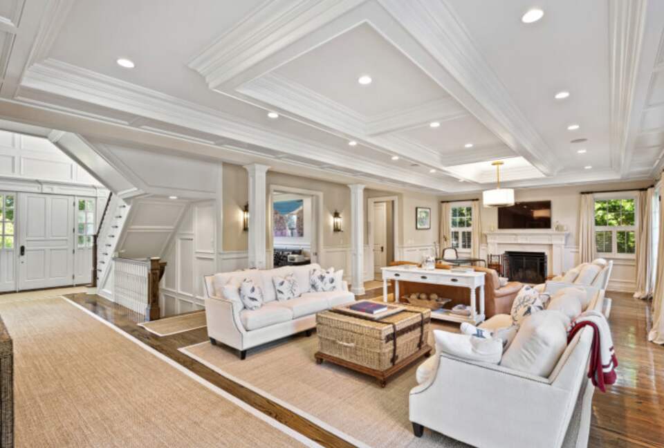 Windmill Manor - Water Mill, New York