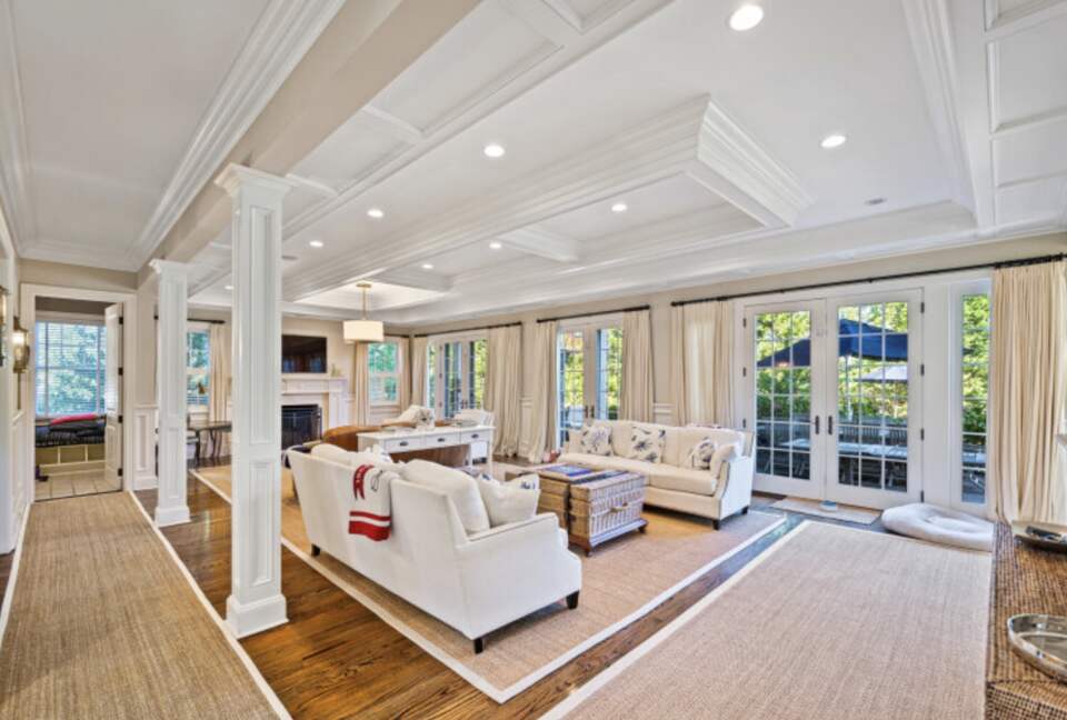 Windmill Manor - Water Mill, New York