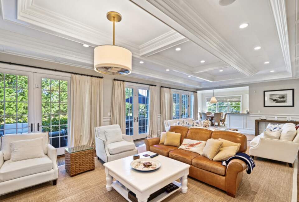 Windmill Manor - Water Mill, New York