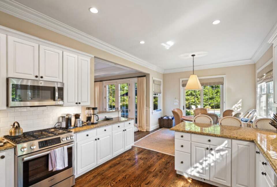 Windmill Manor - Water Mill, New York