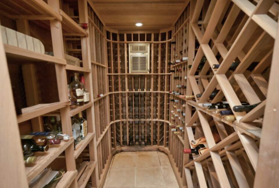 Windmill Manor - Water Mill, New York