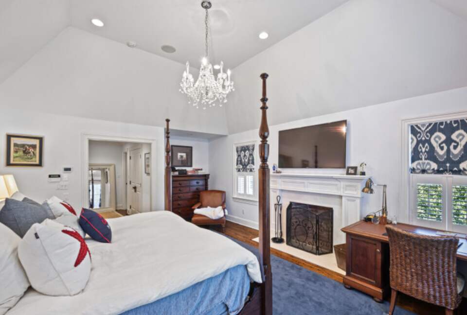 Windmill Manor - Water Mill, New York