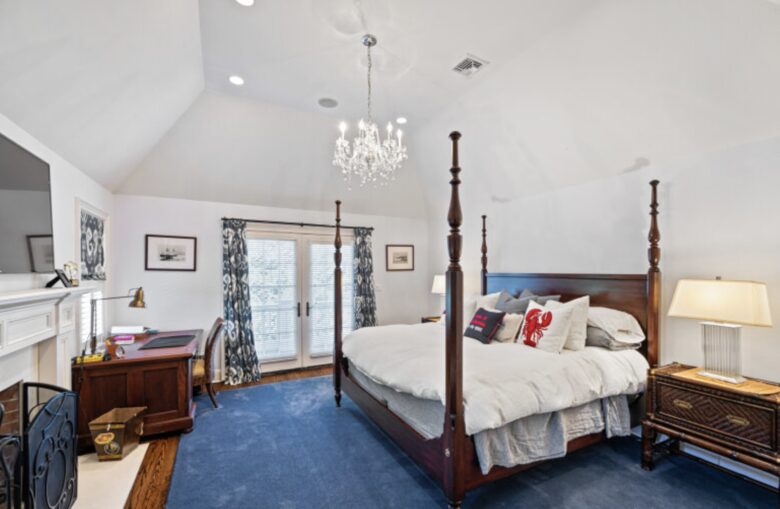 Windmill Manor - Water Mill, New York