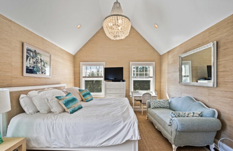 Windmill Manor - Water Mill, New York