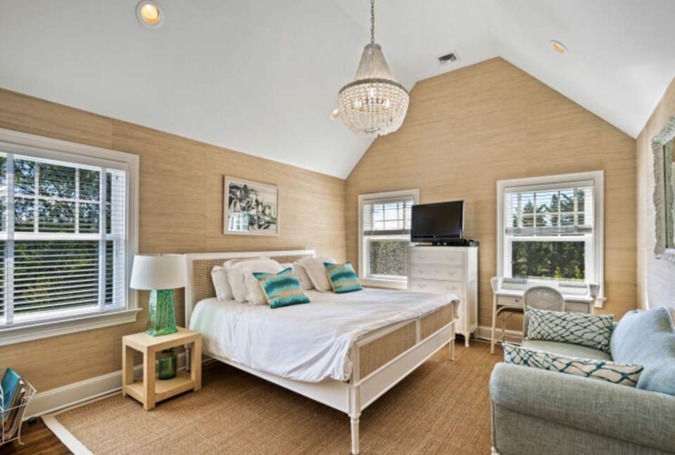 Windmill Manor - Water Mill, New York