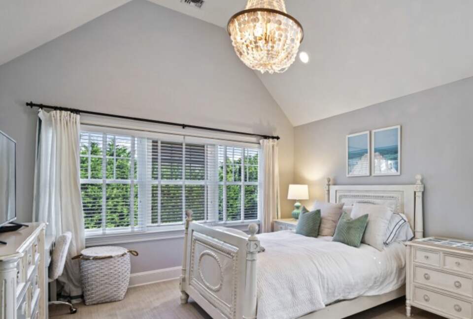 Windmill Manor - Water Mill, New York