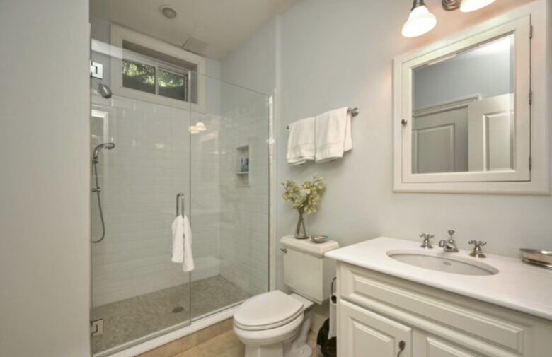 Windmill Manor - Water Mill, New York