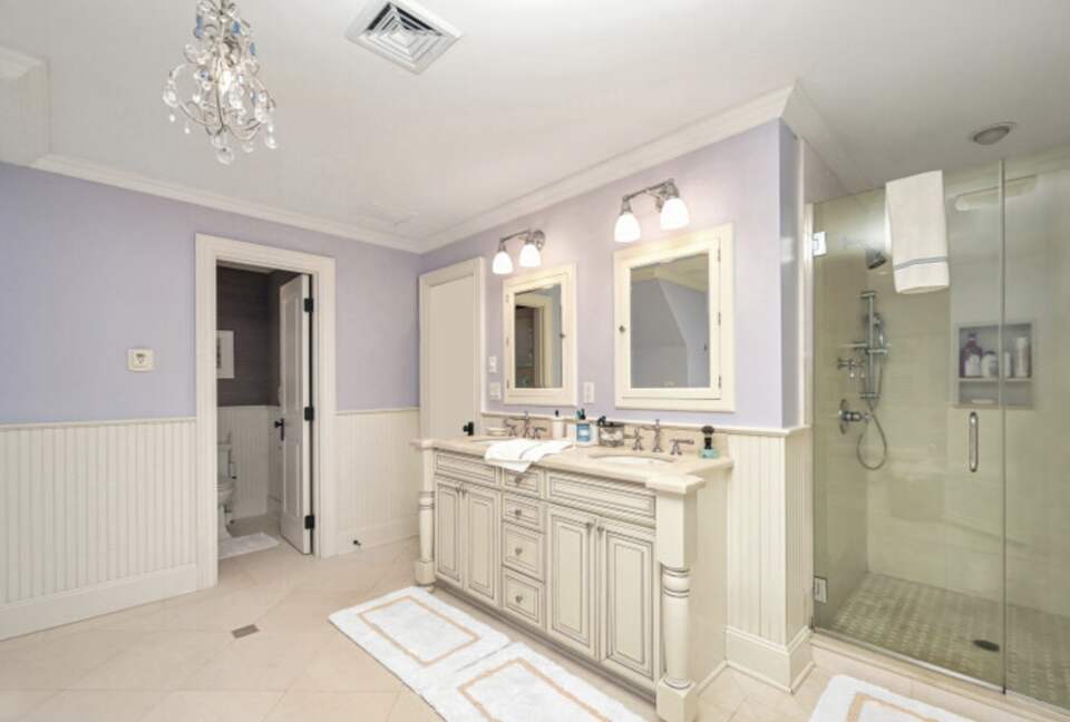 Windmill Manor - Water Mill, New York