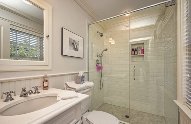 Windmill Manor - Water Mill, New York