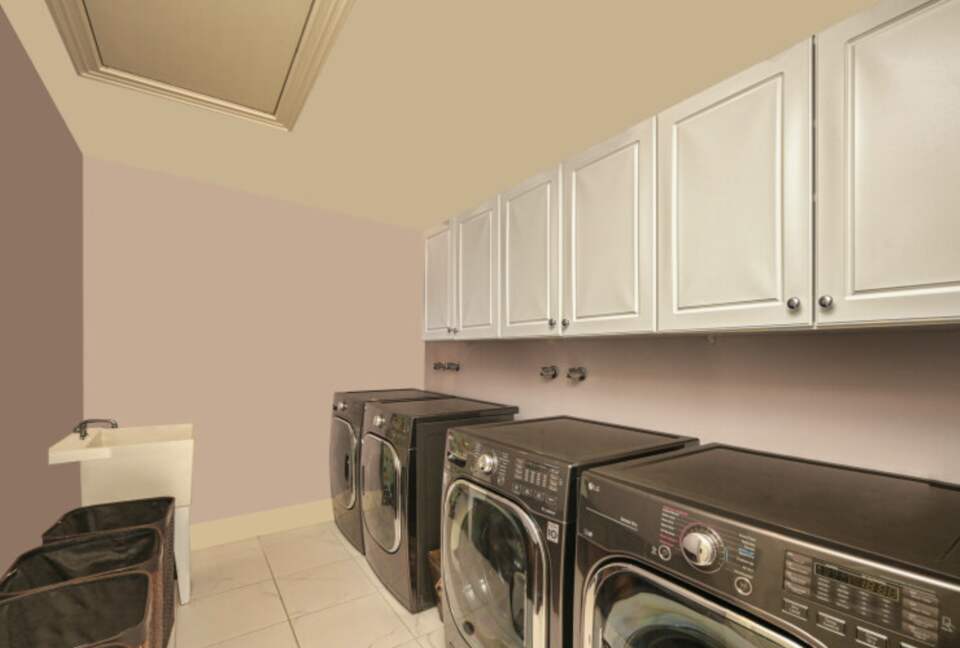 Windmill Manor - Water Mill, New York