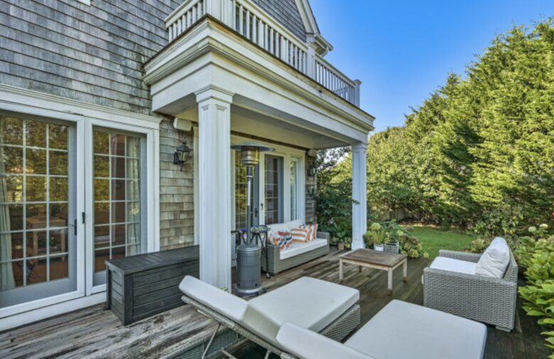 Windmill Manor - Water Mill, New York