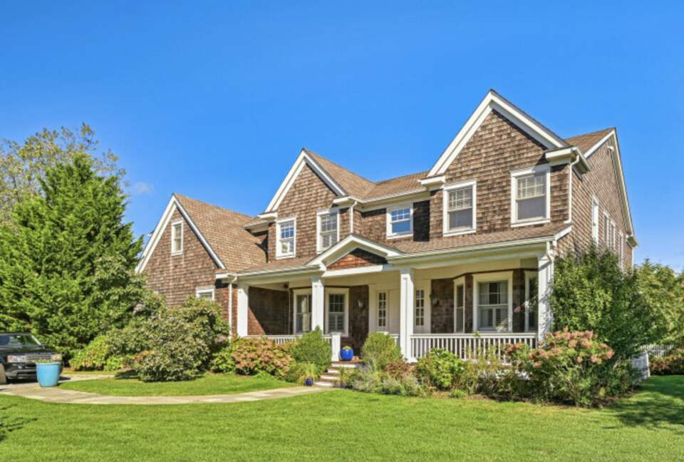 Windmill Manor - Water Mill, New York