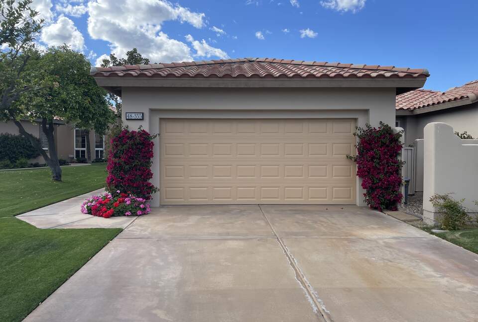 La Quinta Getaway Loaded with Resort Amenities - La Quinta, California