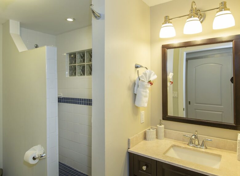 Tropical Panorama Cruz Bay Retreat | Unbeatable location in private/ compound | Walk to Town - Estate Enighed, Virgin Islands, U.S.