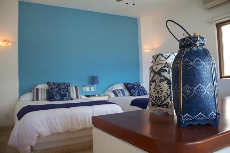 La Pintadita - IXTAPA, ZIHUATANEJO, Mexico