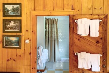 Historic Renovated Barn | At Boorn Brook Farm - Manchester Center, Vermont