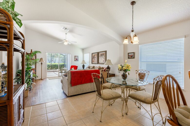 ForeverParadise - Davenport, Florida