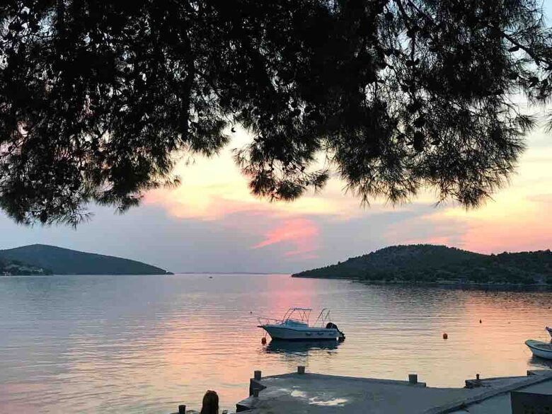 Vila Nona | Authentic STONE HOUSE by NYC designer - Susak, Croatia