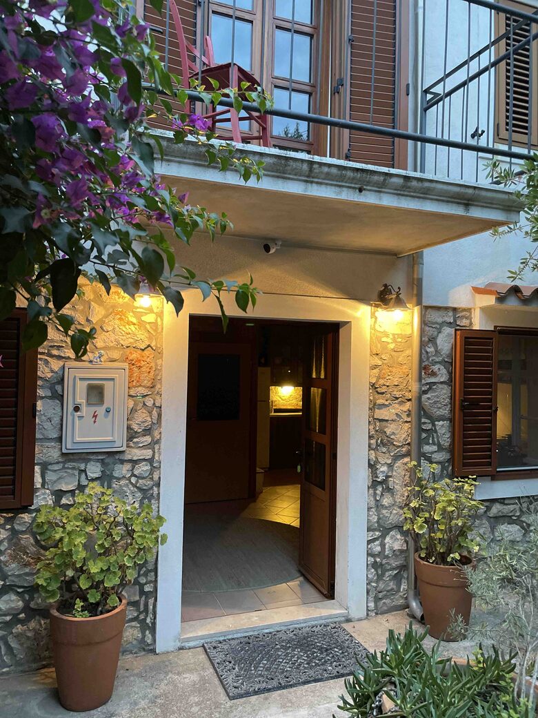 Vila Nona | Authentic STONE HOUSE by NYC designer - Susak, Croatia