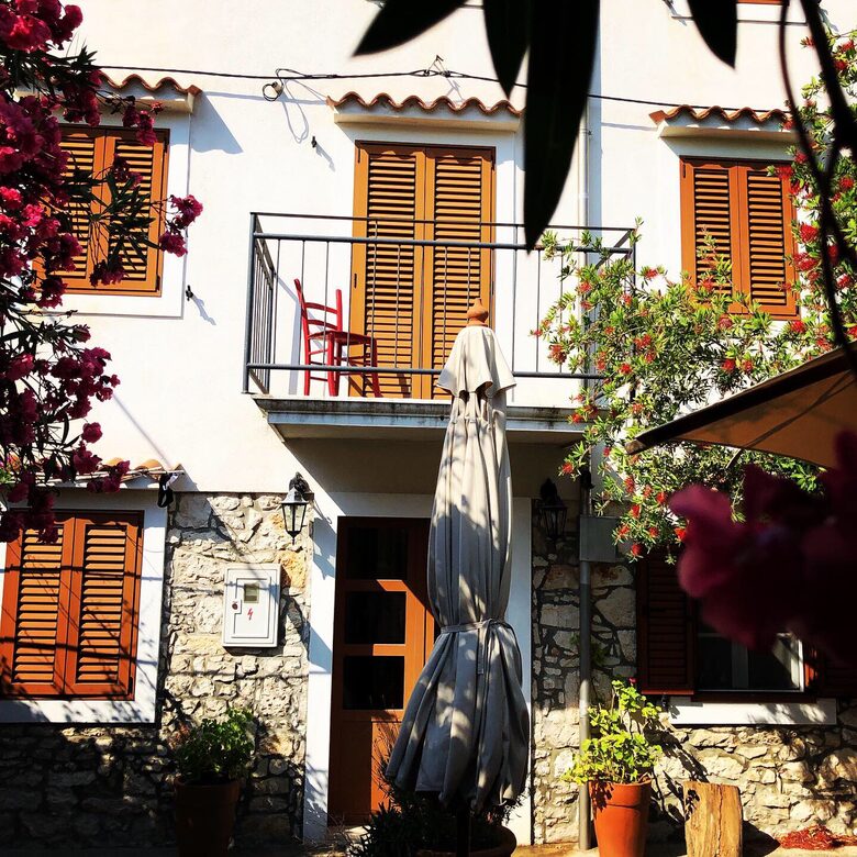 Vila Nona | Authentic STONE HOUSE by NYC designer - Susak, Croatia