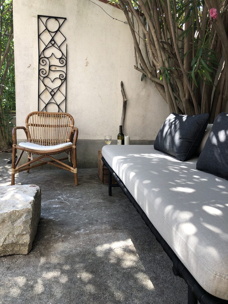 Vila Nona | Authentic STONE HOUSE by NYC designer - Susak, Croatia