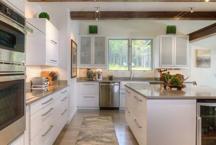 Modern Mountain Retreat with Stunning Views + Amenities Galore - Big Sky, Montana