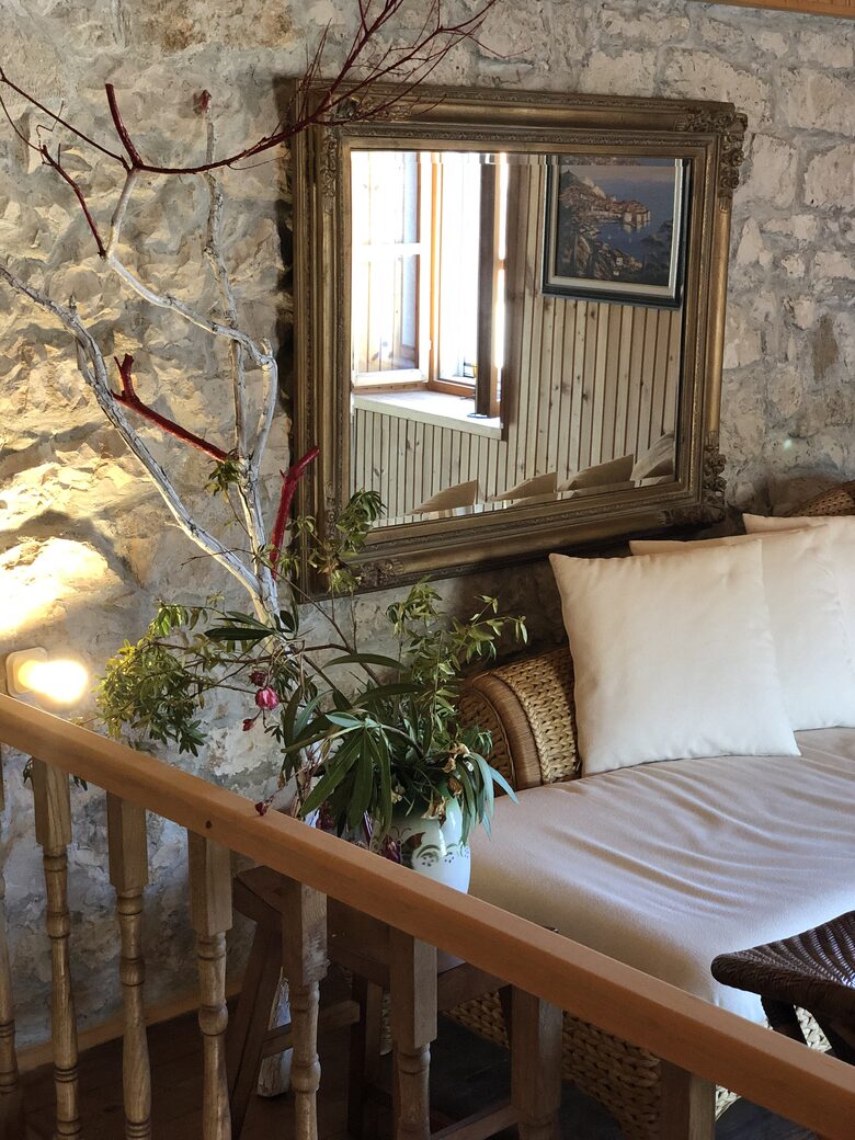 Vila Nona | Authentic STONE HOUSE by NYC designer - Susak, Croatia