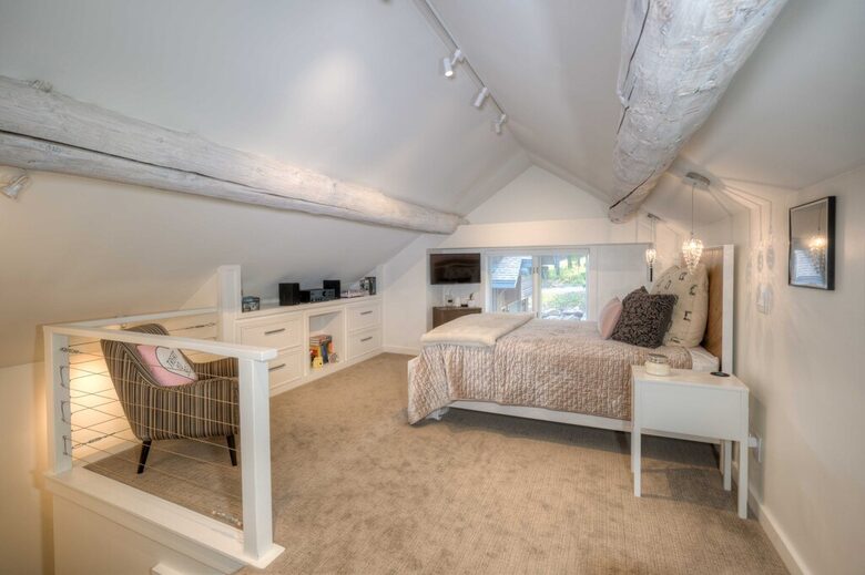 Modern Mountain Retreat with Stunning Views + Amenities Galore - Big Sky, Montana