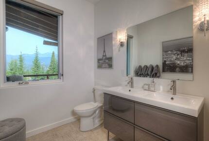 Modern Mountain Retreat with Stunning Views + Amenities Galore - Big Sky, Montana