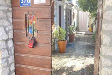 Vila Nona | Authentic STONE HOUSE by NYC designer - Susak, Croatia