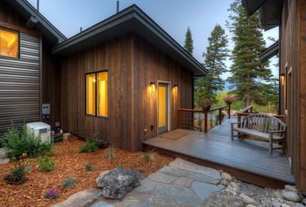 Modern Mountain Retreat with Stunning Views + Amenities Galore - Big Sky, Montana