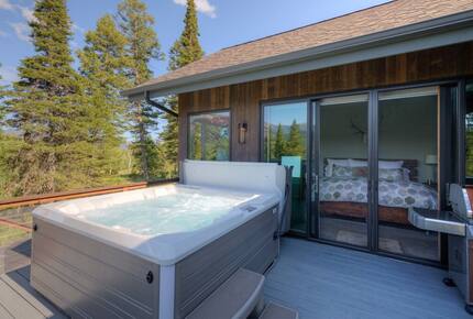 Modern Mountain Retreat with Stunning Views + Amenities Galore - Big Sky, Montana
