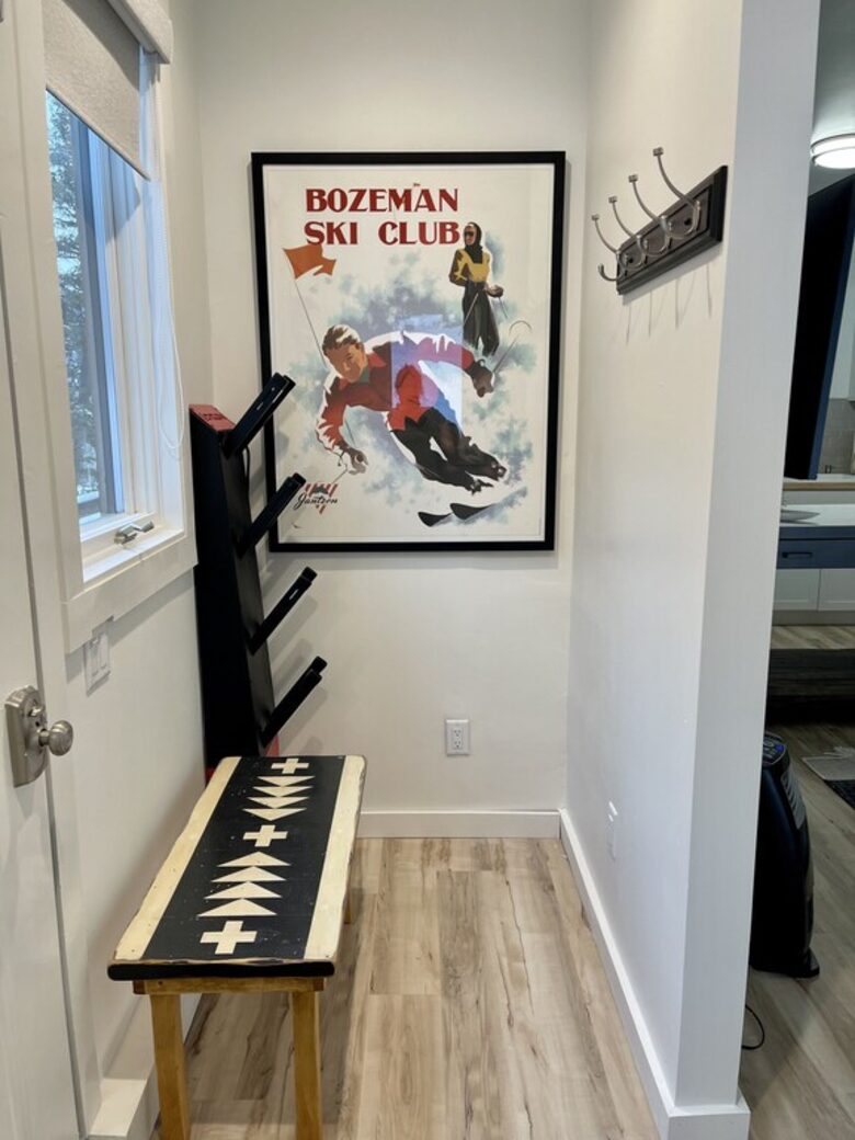 Modern Mountain Retreat with Stunning Views + Amenities Galore - Big Sky, Montana