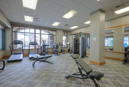 Summit Hotel Suite Ski-In/Ski-Out with Pool, Fitness, Spa - Big Sky, Montana