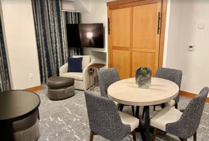 Summit Hotel Suite Ski-In/Ski-Out with Pool, Fitness, Spa - Big Sky, Montana