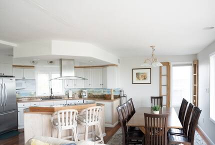 Barnegat Light Ocean Front Shore House - Barnegat Light, New Jersey