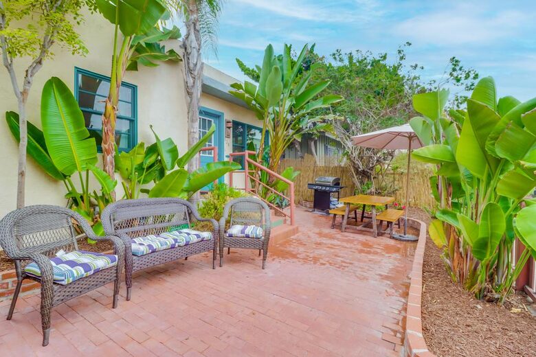 Mermaid's Cove Nestled Between Beach and Bay! - San Diego, California