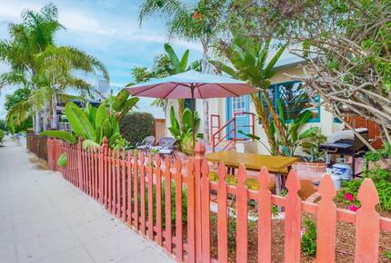Mermaid's Cove Nestled Between Beach and Bay! - San Diego, California