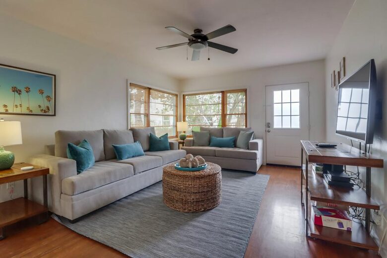 Mermaid's Cove Nestled Between Beach and Bay! - San Diego, California