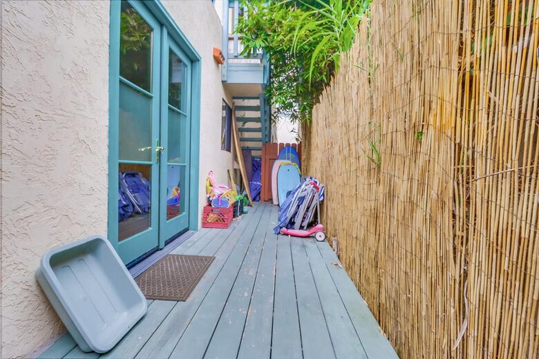 Mermaid's Cove Nestled Between Beach and Bay! - San Diego, California