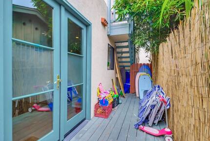 Mermaid's Cove Nestled Between Beach and Bay! - San Diego, California