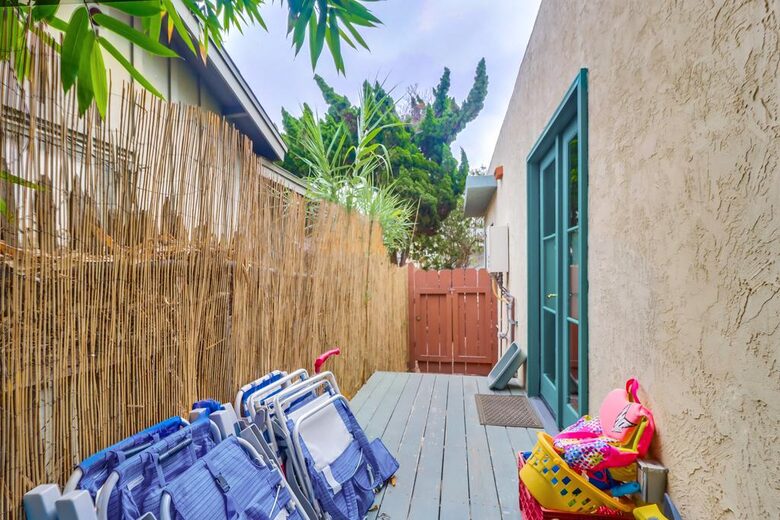 Mermaid's Cove Nestled Between Beach and Bay! - San Diego, California