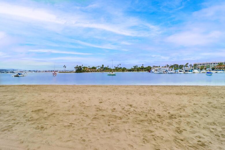 Mermaid's Cove Nestled Between Beach and Bay! - San Diego, California