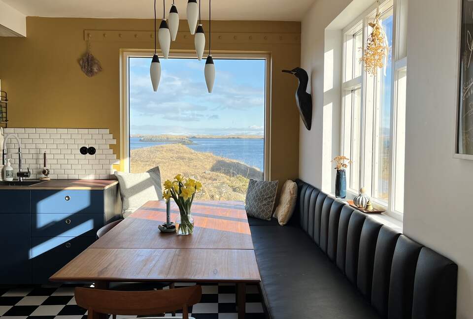 Two-story house by the sea - Stykkishólmur, Iceland