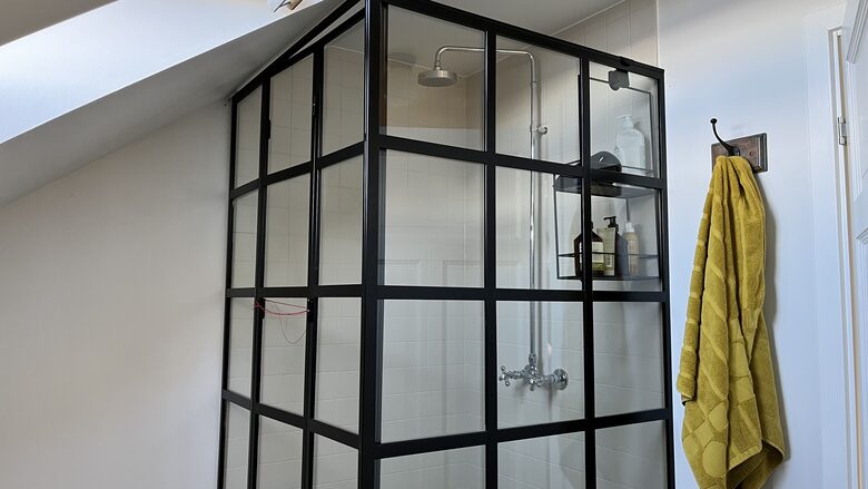 Two-story house by the sea - Stykkishólmur, Iceland