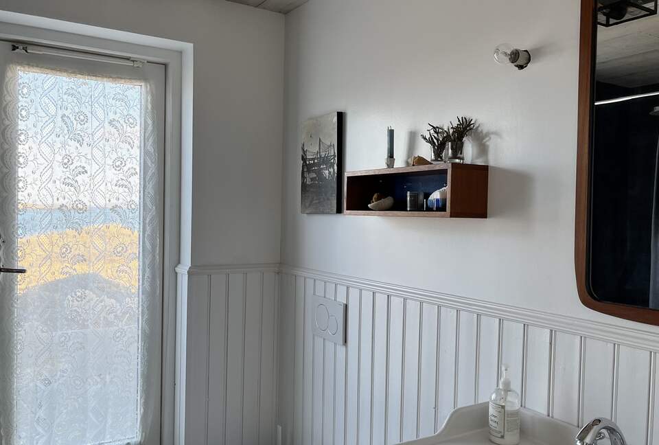 Two-story house by the sea - Stykkishólmur, Iceland