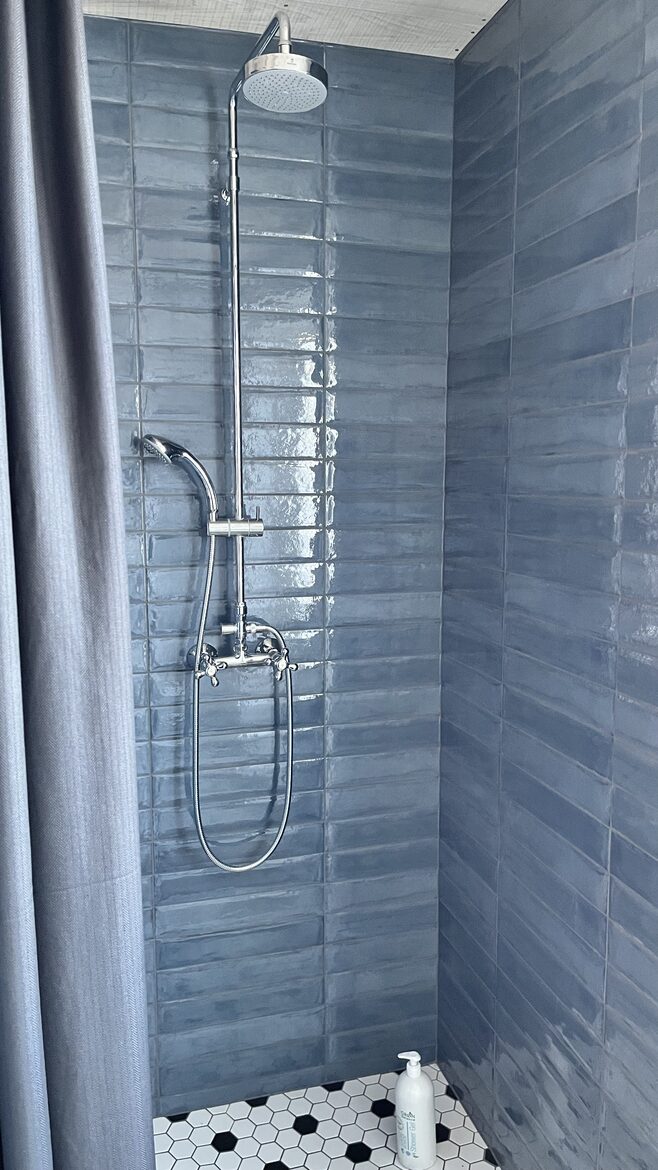 Two-story house by the sea - Stykkishólmur, Iceland