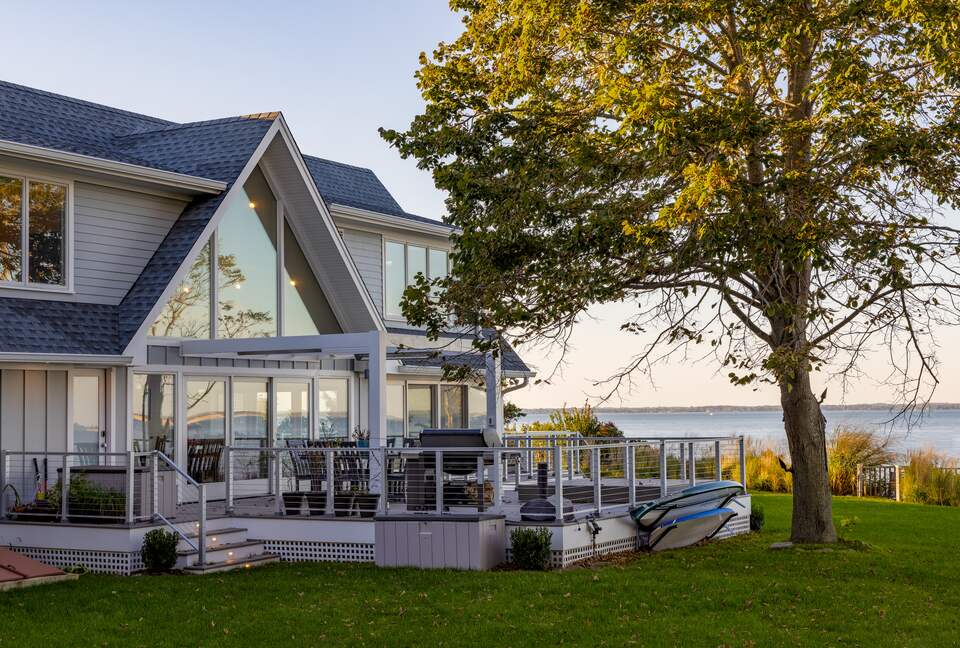 Peconic Bay Beach-Front Home - Hampton Bays, New York