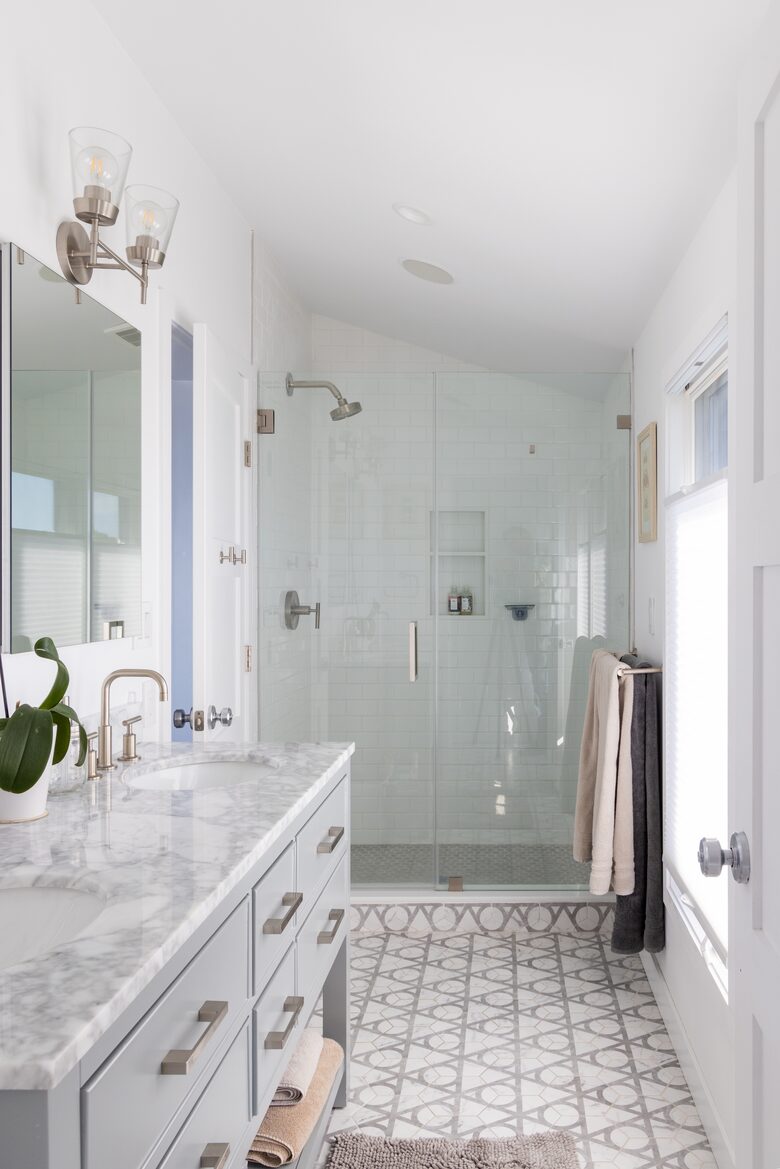 Peconic Bay Beach-Front Home - Hampton Bays, New York